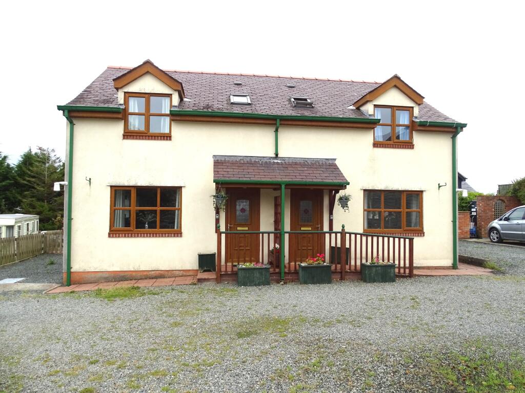 Main image of property: Beech Cottage, Tynygongl, Benllech, Amlwch, Ynys Mon