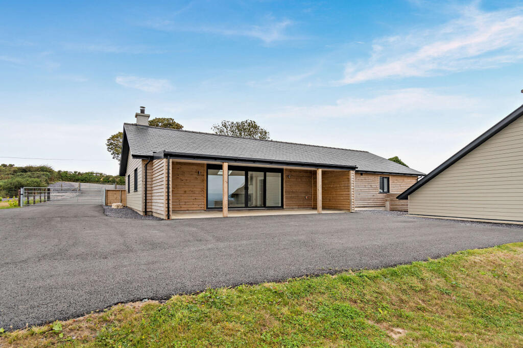 Main image of property: Rhosmynach Isaf, Nebo, Amlwch, Ynys Mon