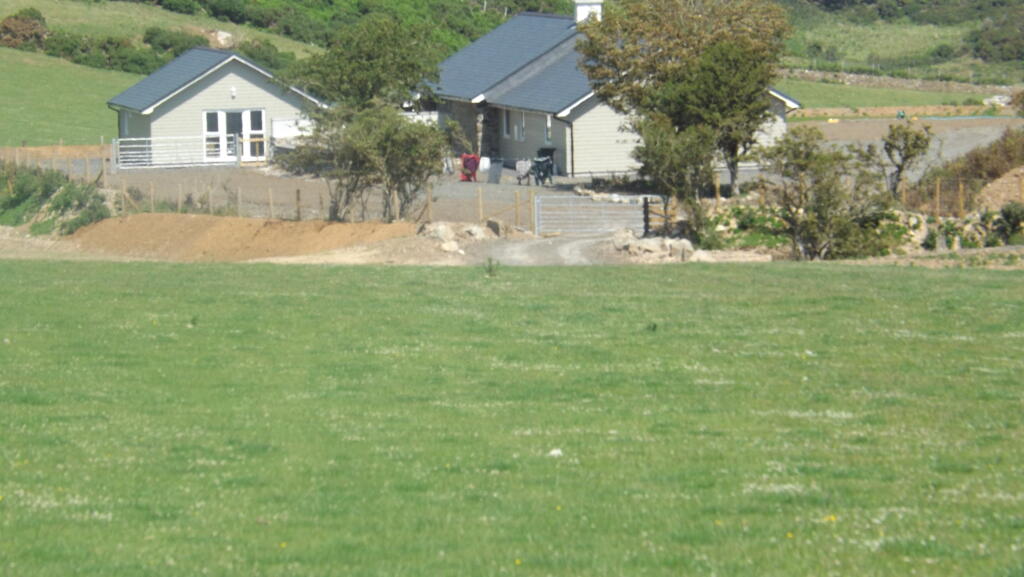 Main image of property: Cae Hen Bach, Llaneilian, Amlwch, Ynys Môn