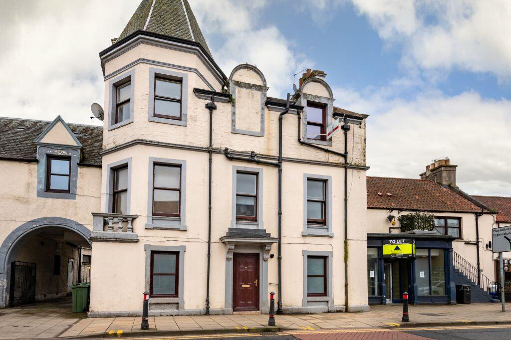 Main image of property: 89, Flat 1, High Street, Tranent, EH33 1LW