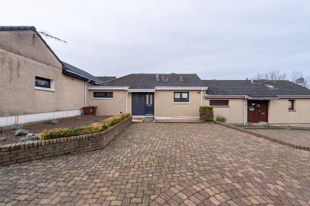 Main image of property: 26 Inchview, PRESTONPANS, EH32 9BQ
