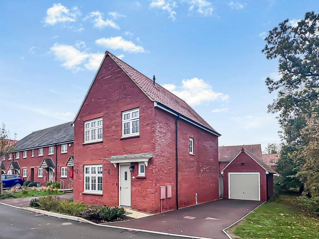 Main image of property: Duxbury Close, Great Oldbury, Stonehouse, GL10 3FF