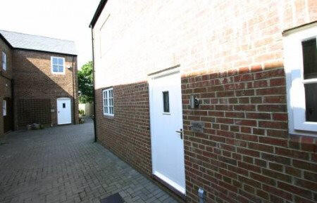 Main image of property: Gilesgate, Durham
