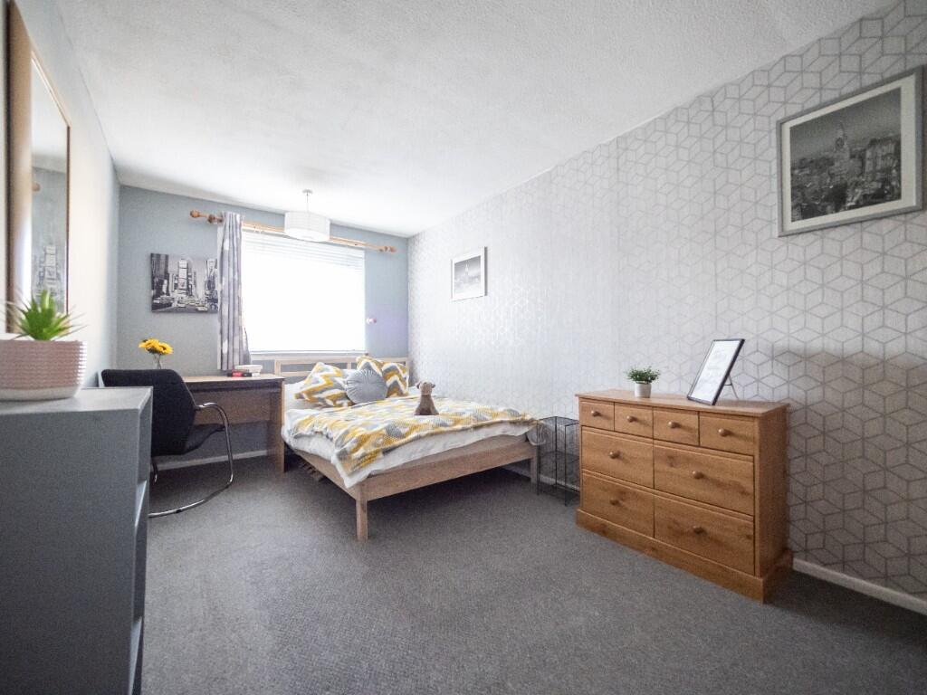 Main image of property: Linklater Path, Portsmouth, Hampshire, PO1