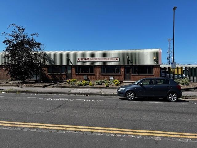 Main image of property: Broadfield Close, London, CR0