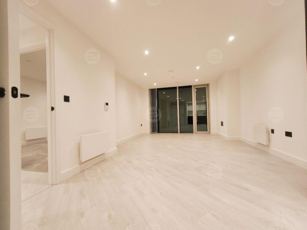 Main image of property: 30th Floor, Vista River Gardrens, Trinity Way , Manchester, Greater Manchester, M3