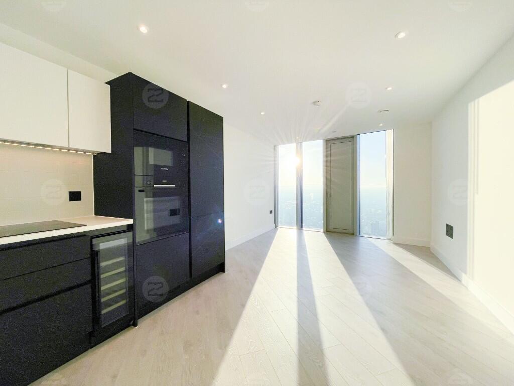 Main image of property: 50th Floor, Vista River Gardens, Trinity Way , Manchester, Greater Manchester, M3