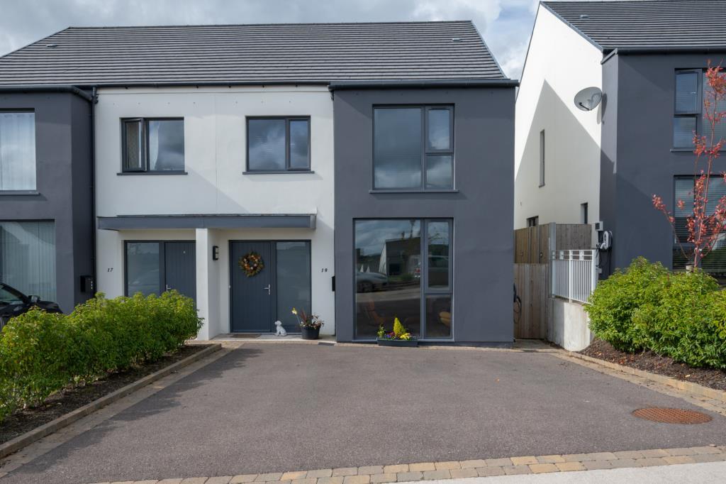 Main image of property: 18 The Drive, Richmond Rise, Sallybrook, Glanmire, T45 KH92