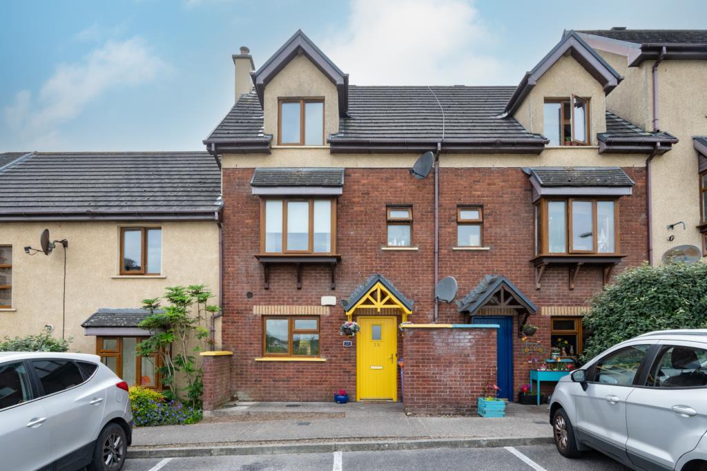 Main image of property: 35 Oakbrook, Castlelake, Carrigtwohill, Co. Cork, T45FN79