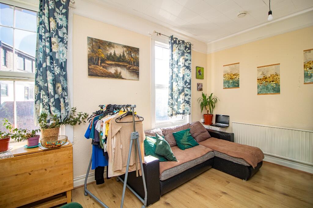 Main image of property: Seaforth Avenue, London, KT3