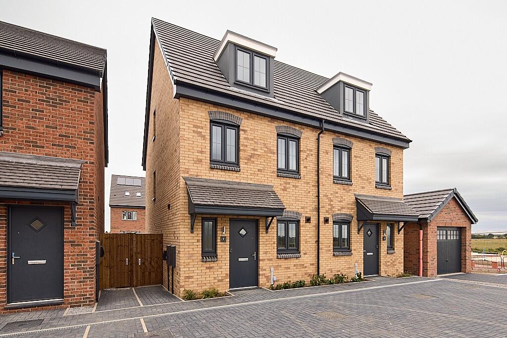 Main image of property: Pontefract Road, 
Snaith, 
DN14 9LB