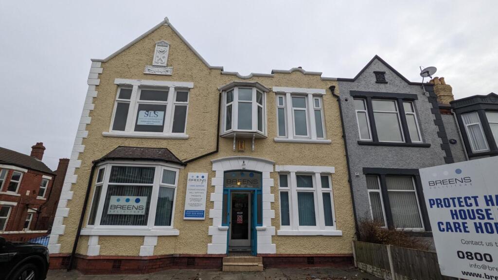 Main image of property: Crosby Road North, Liverpool