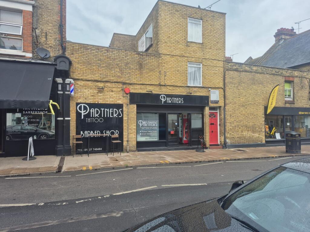 Main image of property: 43 High Street, Herne Bay, Kent CT6 5LN