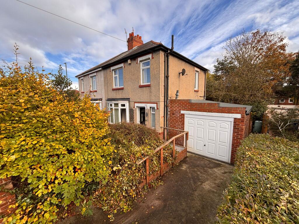 Main image of property: 86 Whinneyfield Road, Newcastle upon Tyne, Tyne and Wear NE6 4HX