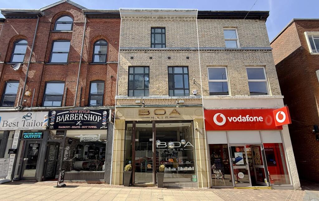 Main image of property: 118 George Street, Altrincham, WA14 1RF