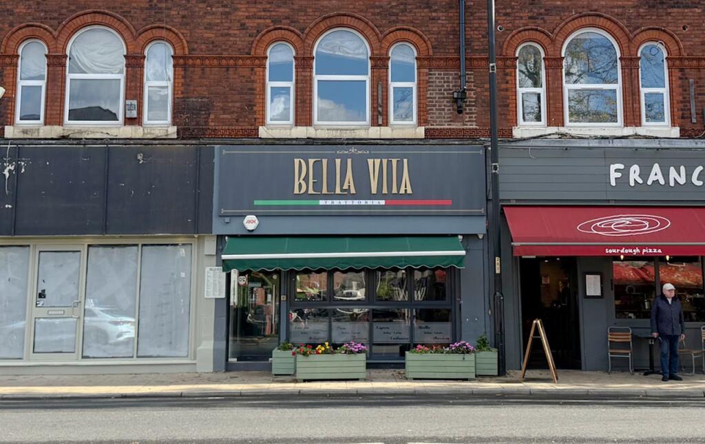 Main image of property: 751 Wilmslow Road, Didsbury, Manchester, M20 6RN