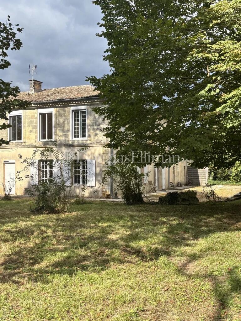 Main image of property: Aquitaine, Gironde, St-André-de-Cubzac
