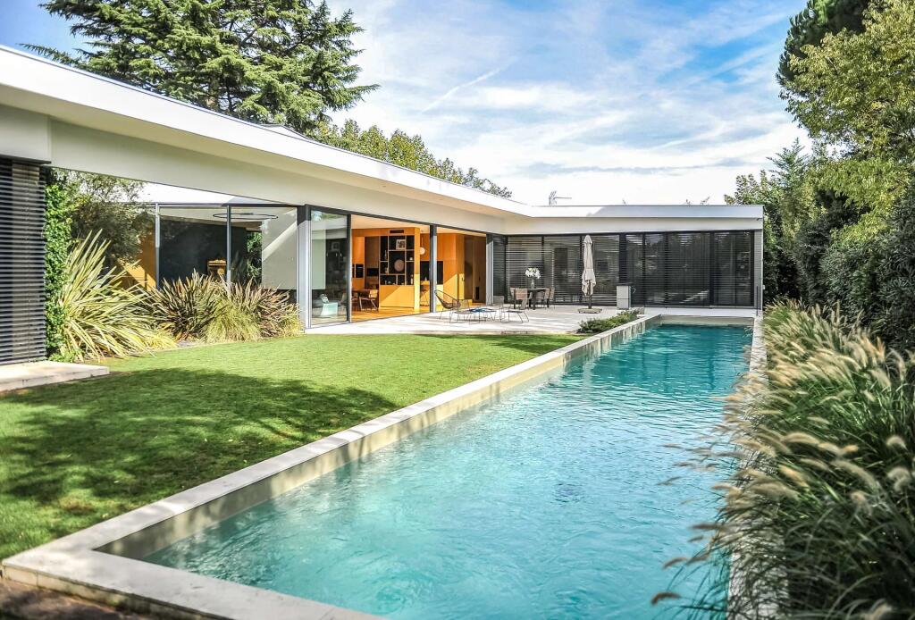 Main image of property: Aquitaine, Gironde, Bordeaux