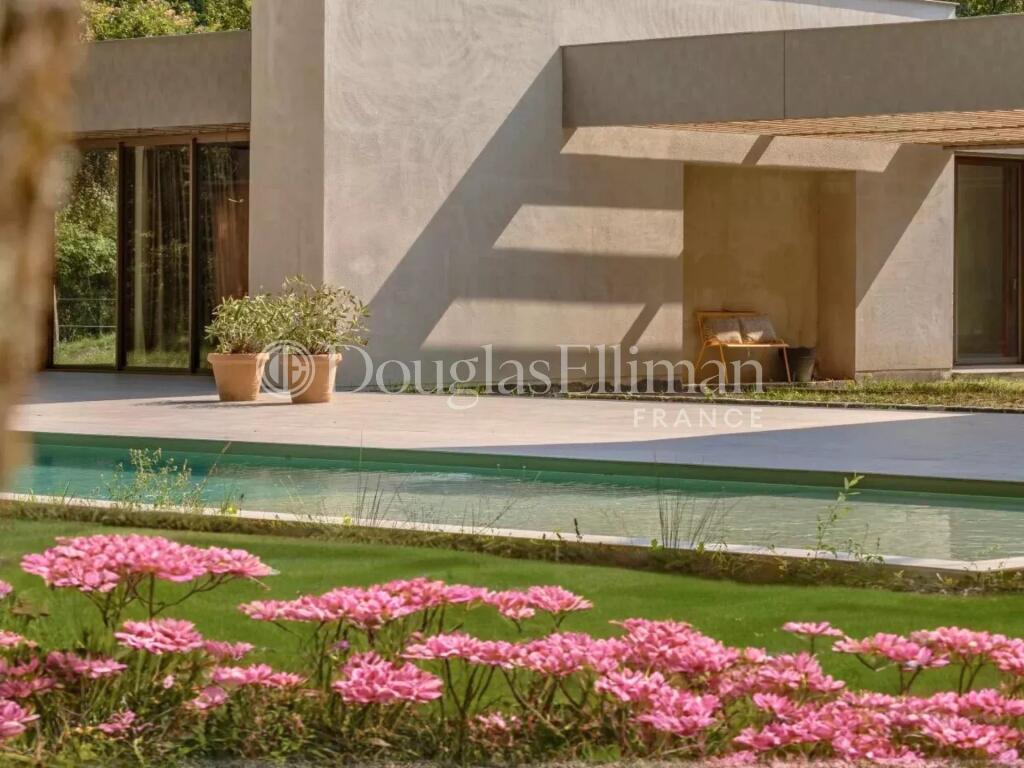 Main image of property: Aquitaine, Gironde, Bordeaux