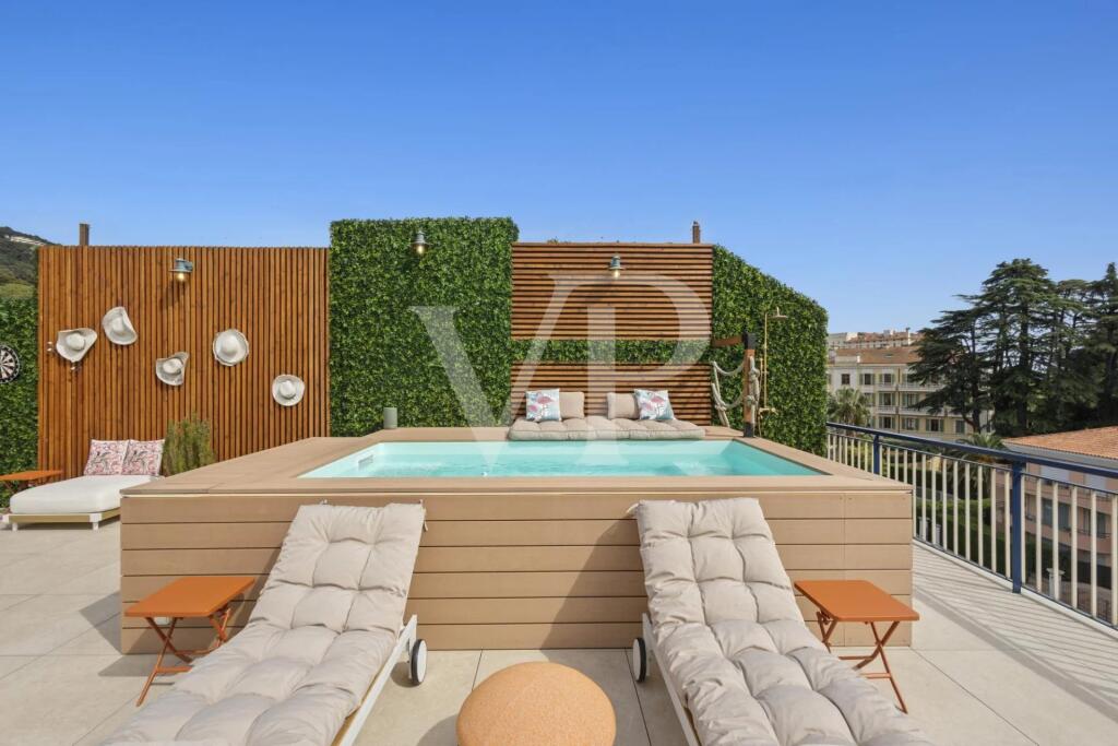 Main image of property: Provence-Alps-Cote d`Azur, Alpes-Maritimes, Cannes