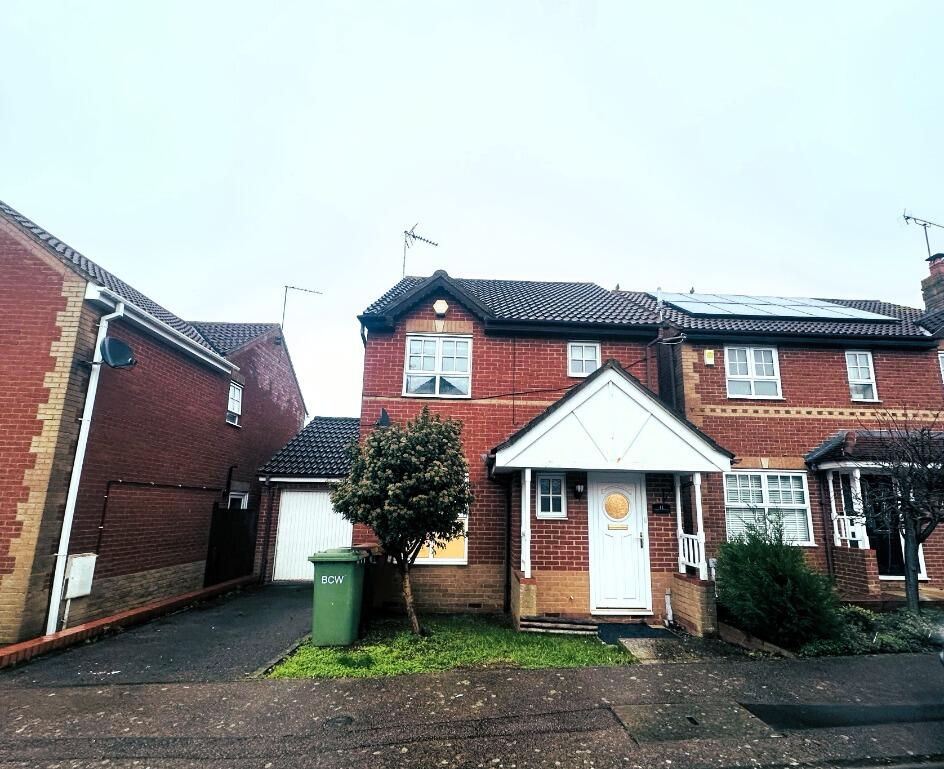 Main image of property: Cotswold Drive, Wellingborough, NN8