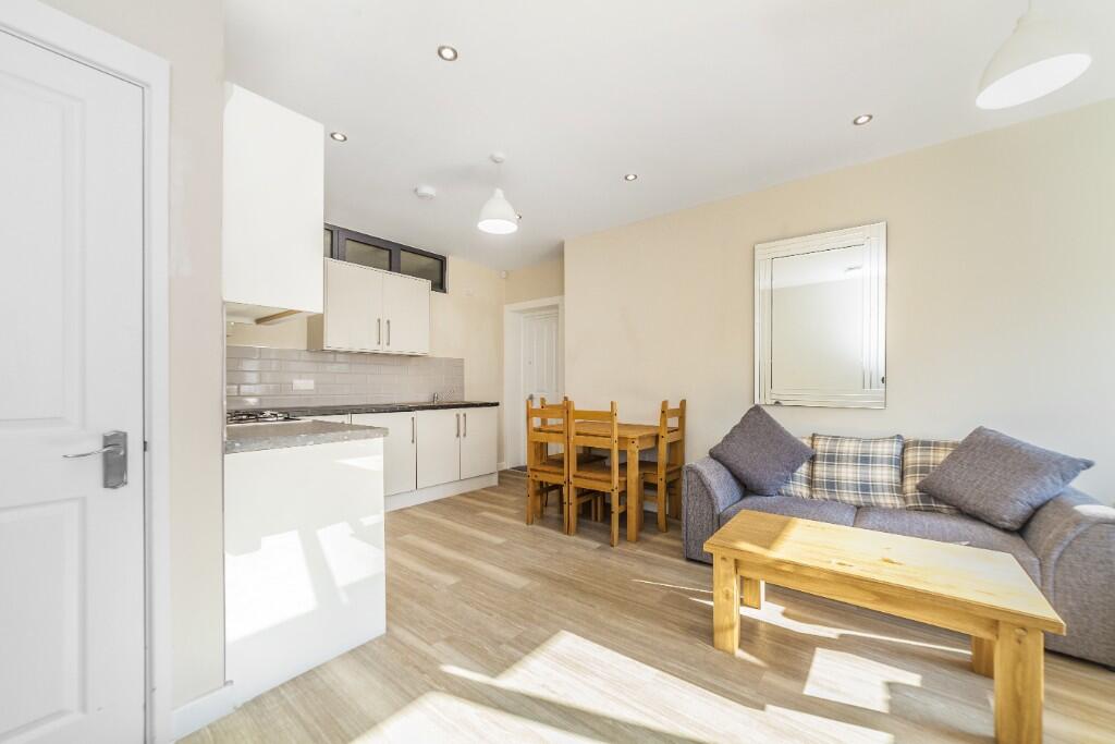 Main image of property: Aldeburgh Street, London, SE10