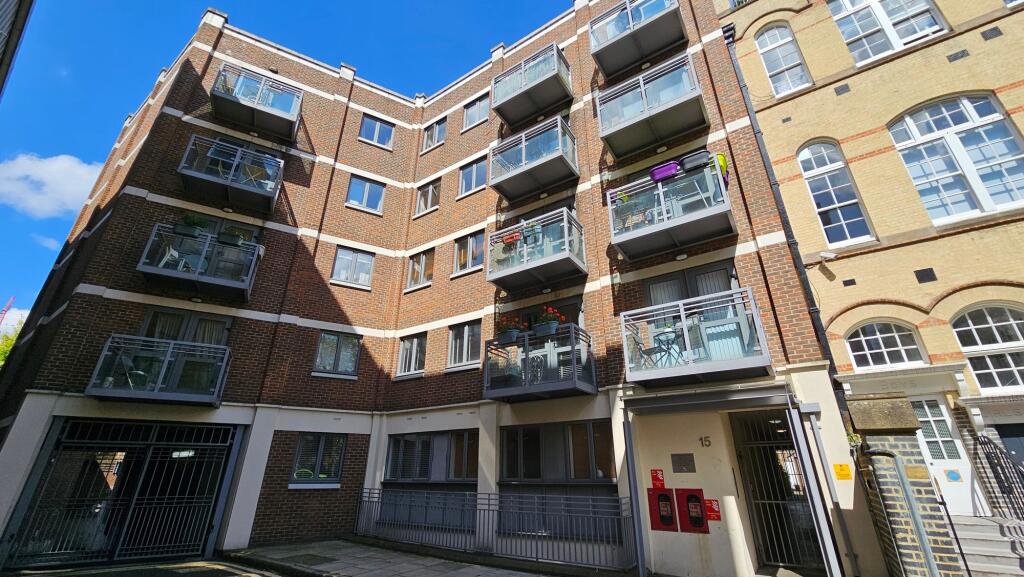 Main image of property: Hoxton Square, London, N1