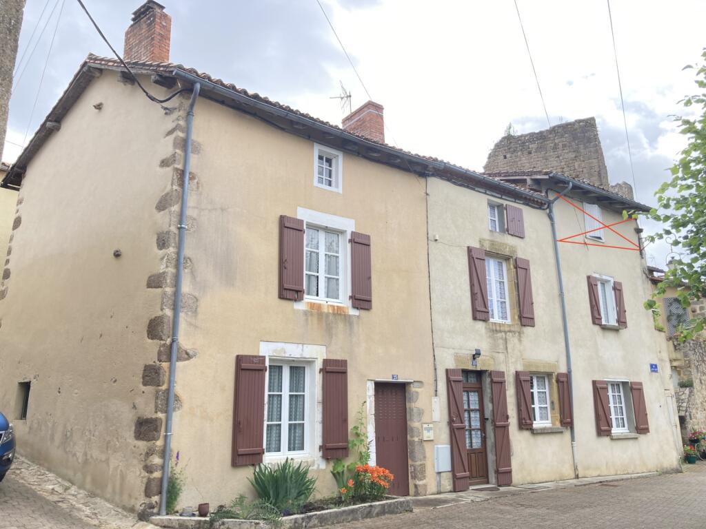 Main image of property: 16500 confolens