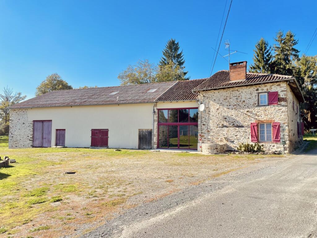 Main image of property: 16420 st-christophe