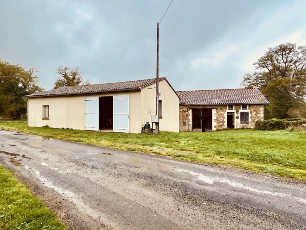 Main image of property: 16500 st-maurice-des-lions