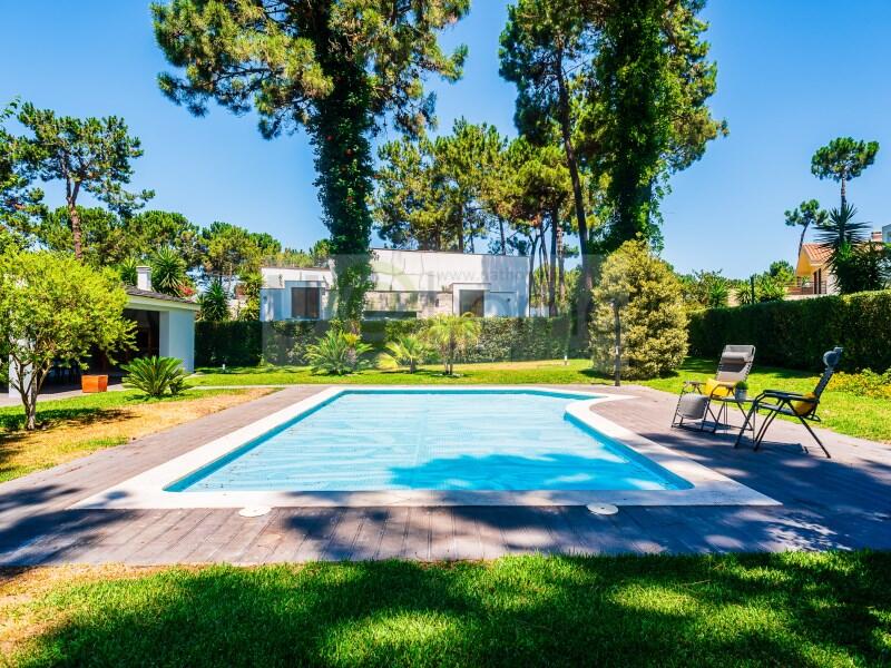 Main image of property: Setúbal, Almada