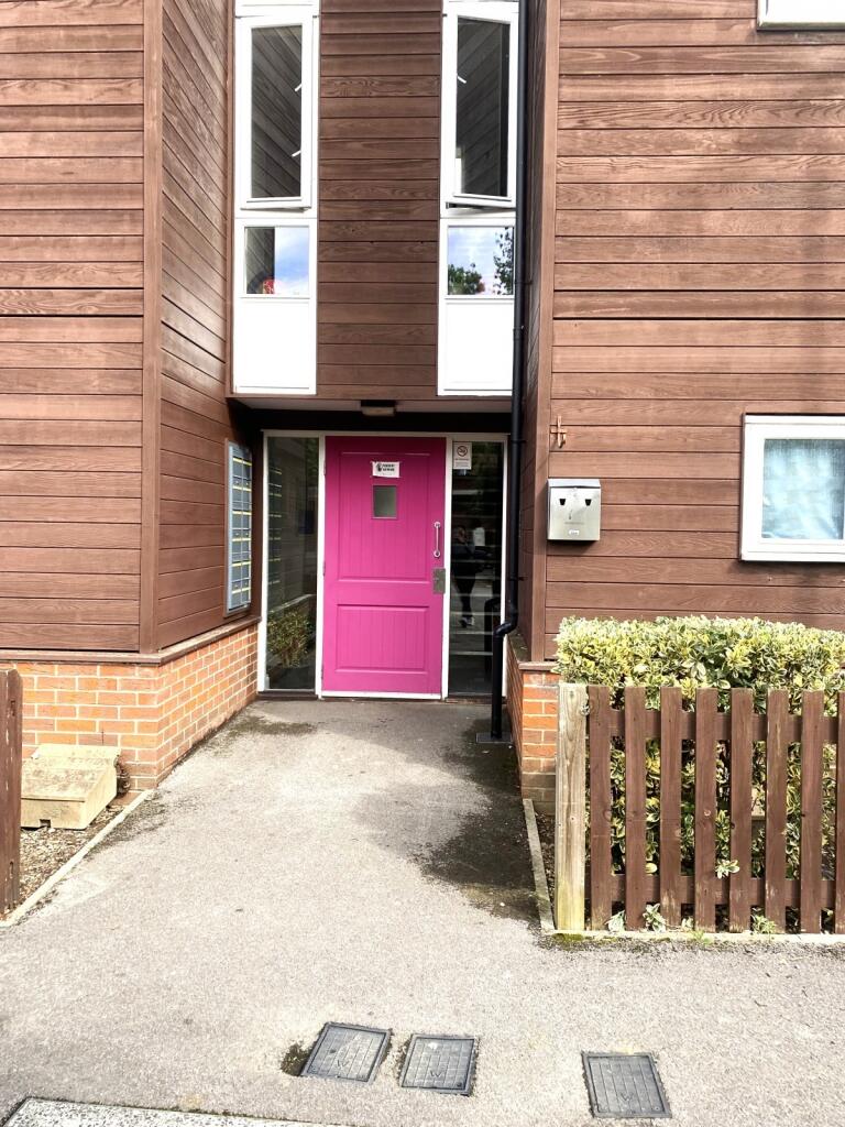 Main image of property: Northolt, UB5 5TX