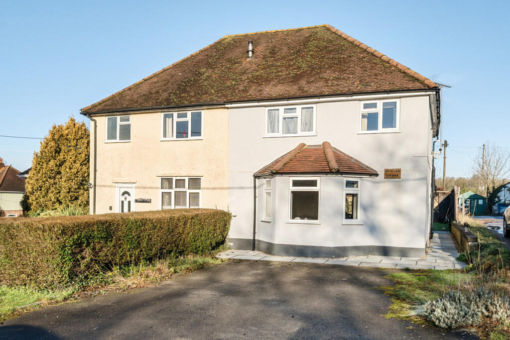 Main image of property: 118 Oak Hill, Guildford, GU3