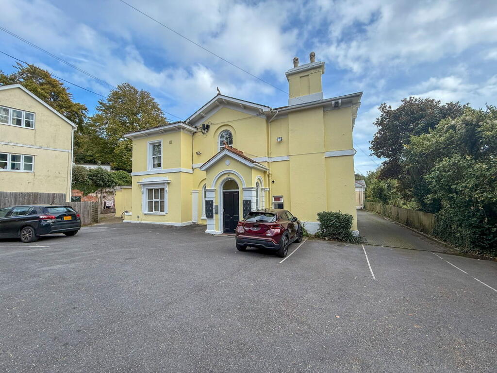 Main image of property: Lower Warberry Road, Torquay, TQ1 1QS