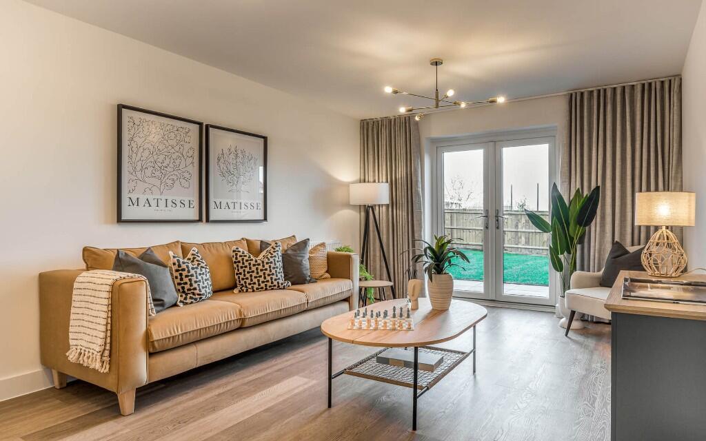 Main image of property: Coventry Road,
Bulkington,
CV12 9NJ