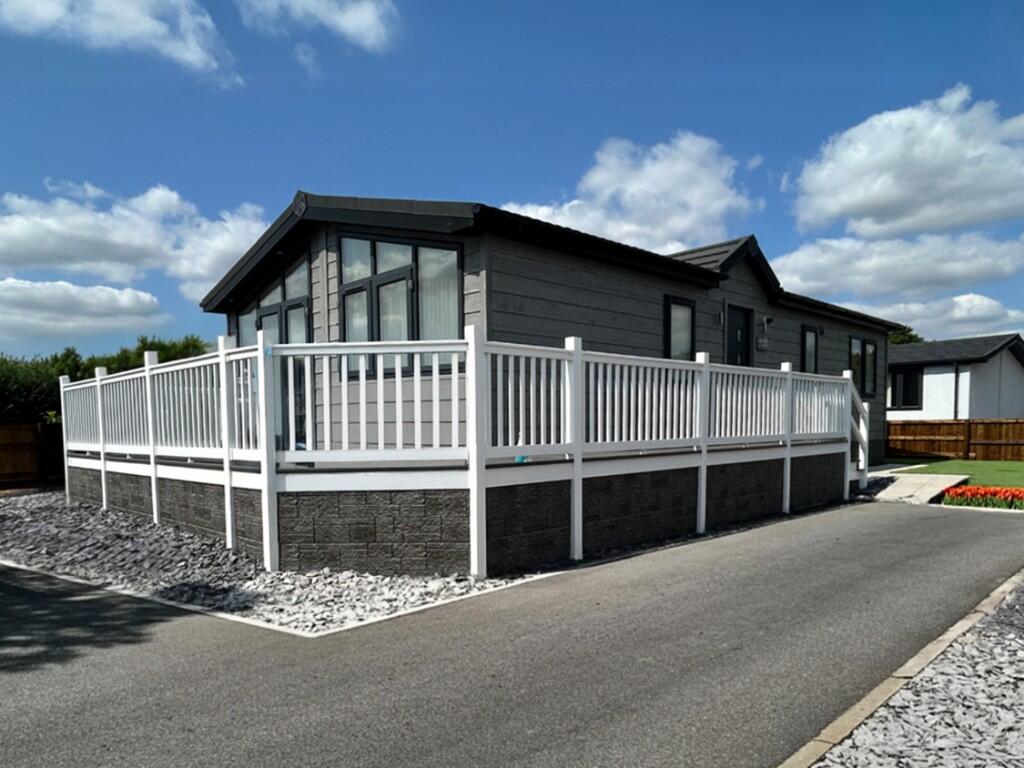 Main image of property: Manleaze Residential Park, Cannard's Grave Rd, BH4 4LY (Opposite Midwest Showground)
