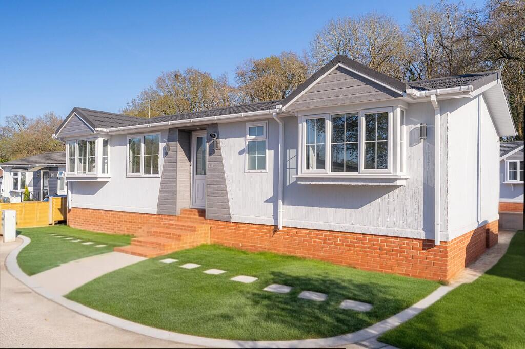 Main image of property: Manleaze Residential Park, Cannard's Grave Rd, BH4 4LY (Opposite Midwest Showground)