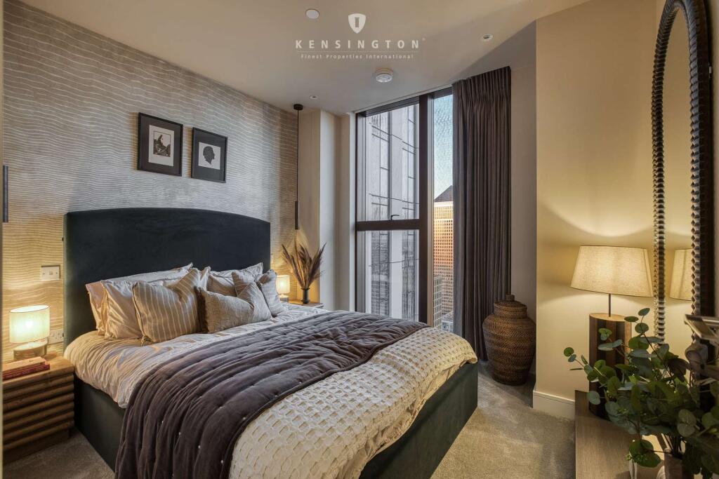 Main image of property: England E14 9WS London, GBR