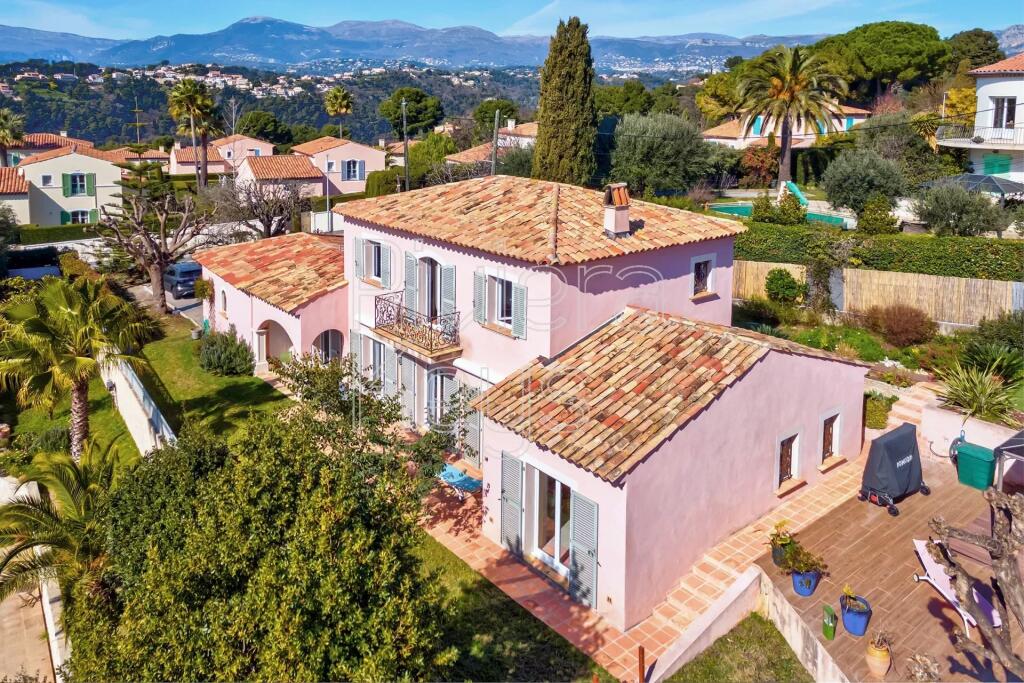 Main image of property: Provence-Alps-Cote d`Azur, Alpes-Maritimes, Cagnes-sur-Mer