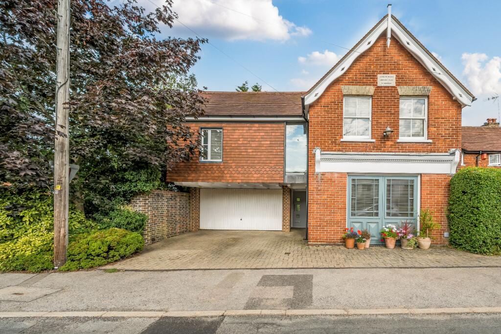 Main image of property: Church Road, Lingfield, RH7 6AH