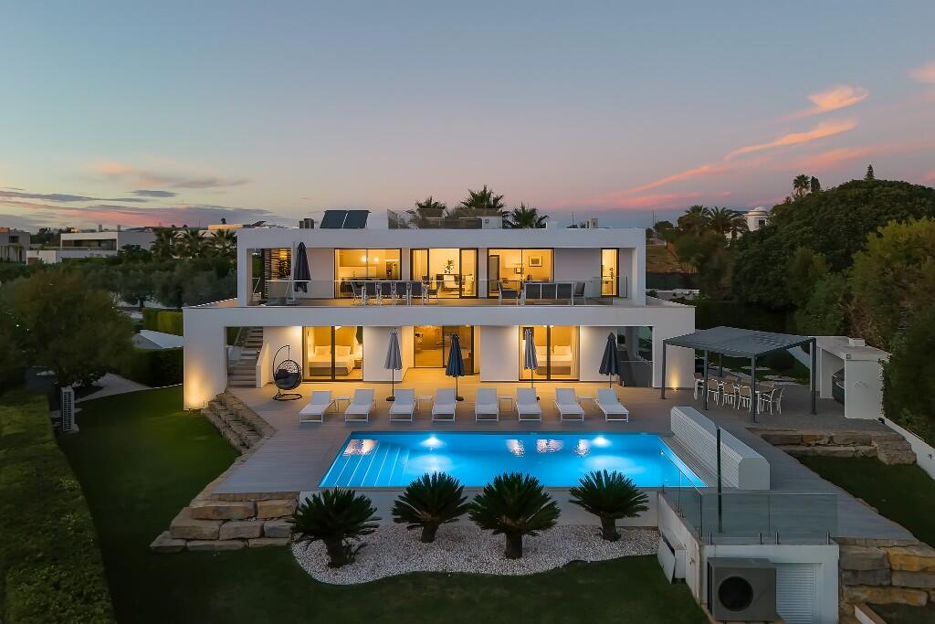 Main image of property: Carvoeiro, Algarve