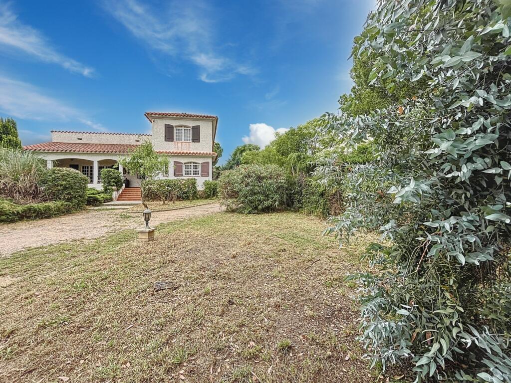 Main image of property: 66740 villelongue-dels-monts