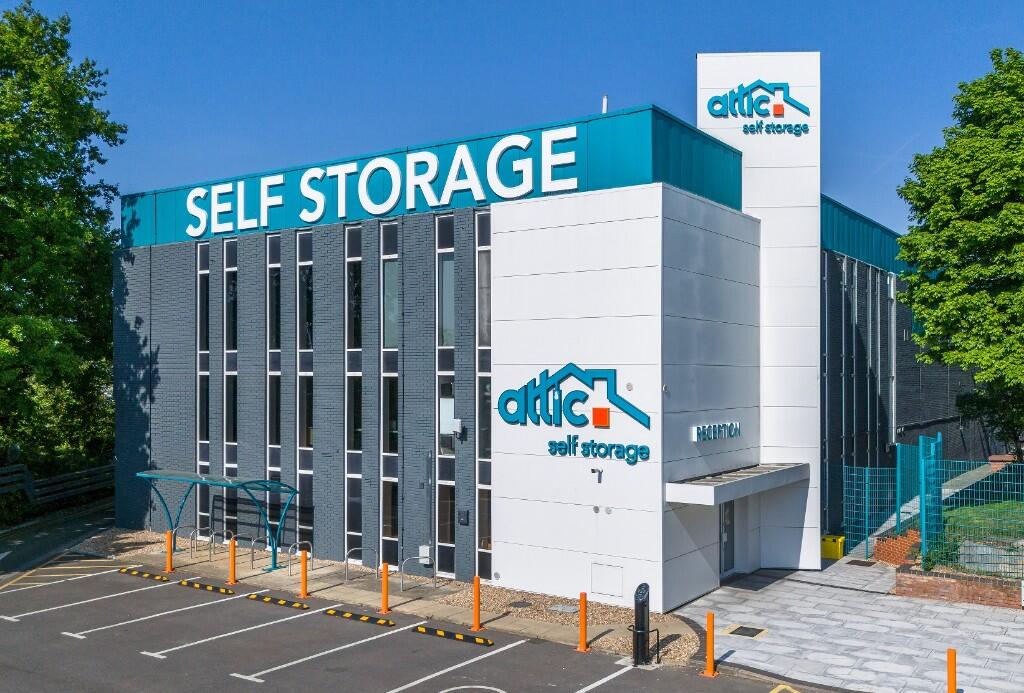 Main image of property: Self Storage House, Hanworth Road, Sunbury-On-Thames, Surrey, TW16