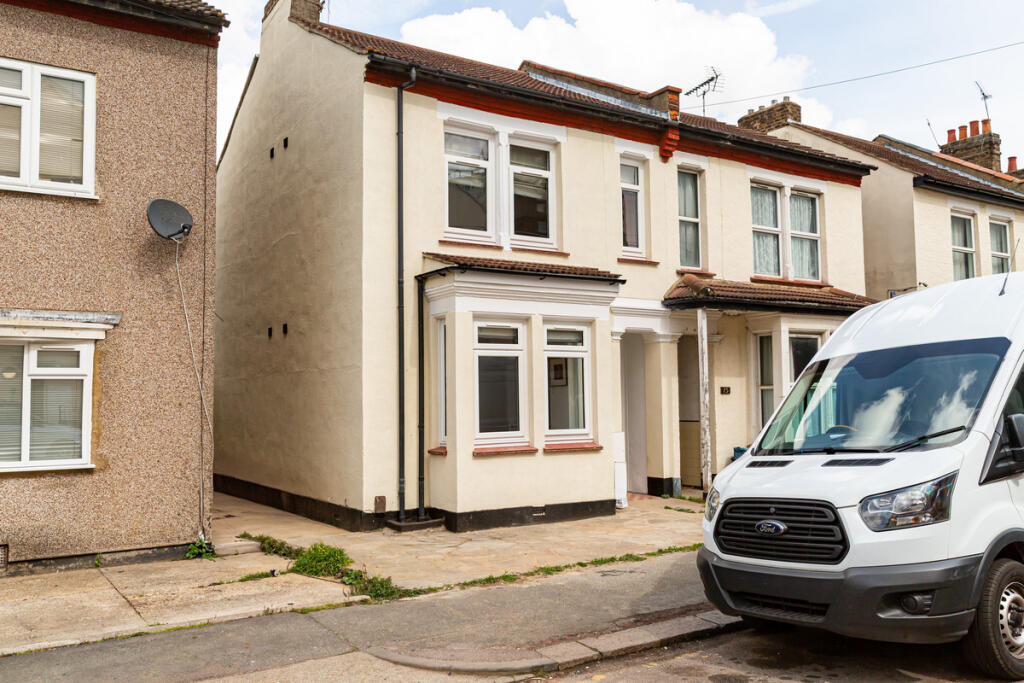 Main image of property: Guildford Road, Southend on Sea, SS2