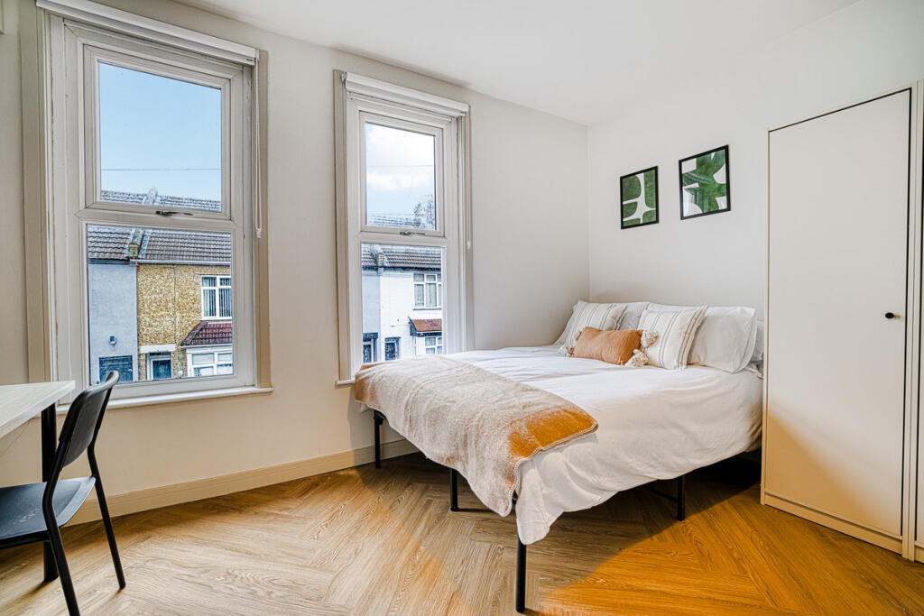 Main image of property: Priestfield Road, Gillingham, ME7