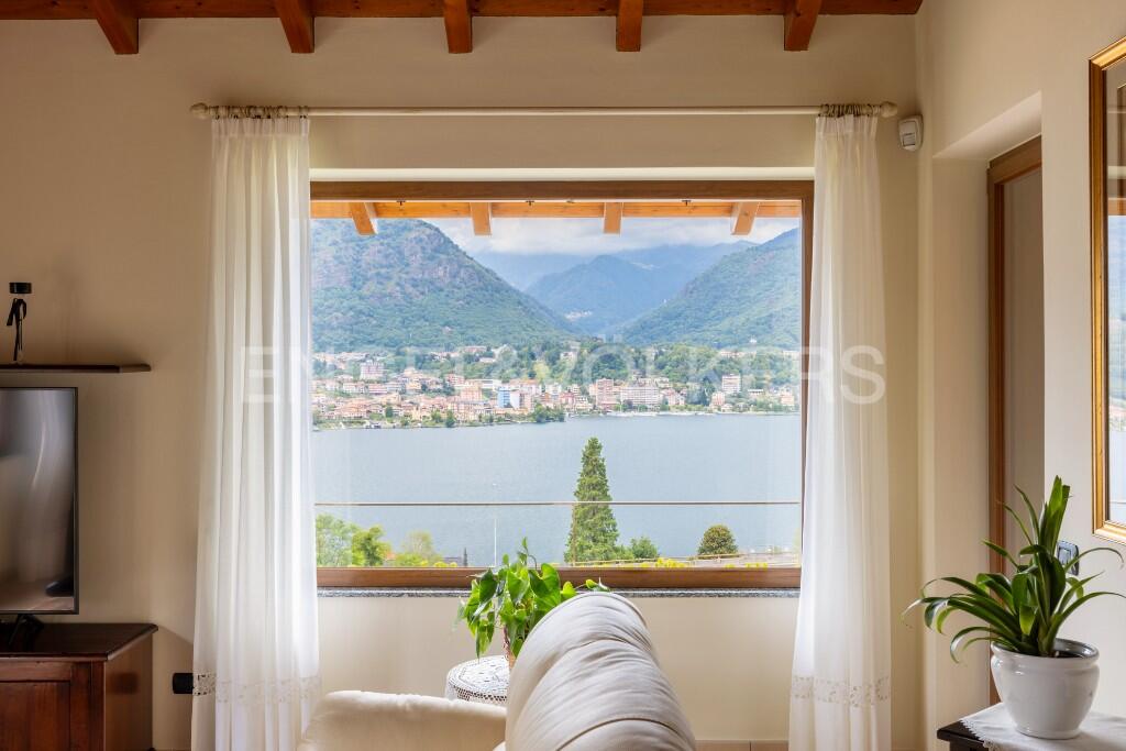 Main image of property: Omegna, Verbano-Cusio-Ossola, Piedmont