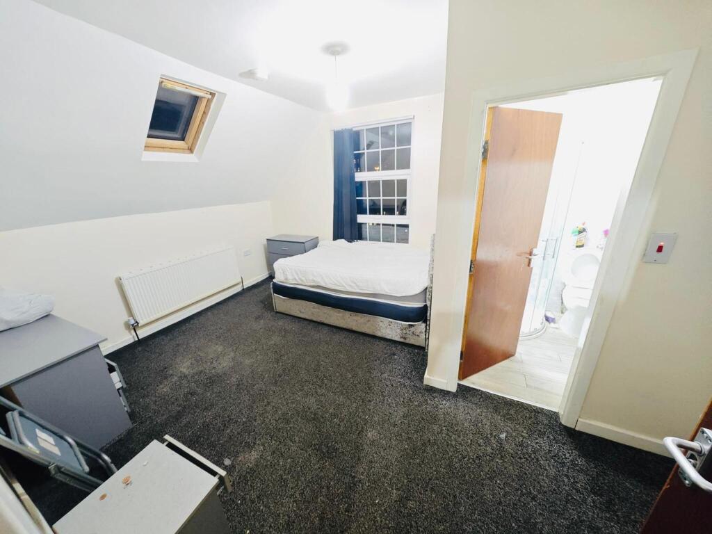 Main image of property: 3a Burley Street, LS3 1LD