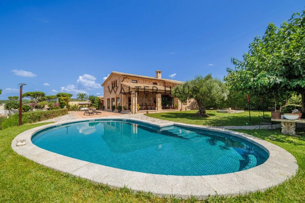 Main image of property: Sant Feliu de Guíxols, Girona, Catalonia