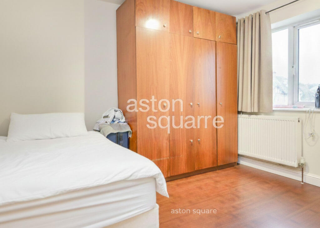 Main image of property: The Vale, London, NW11