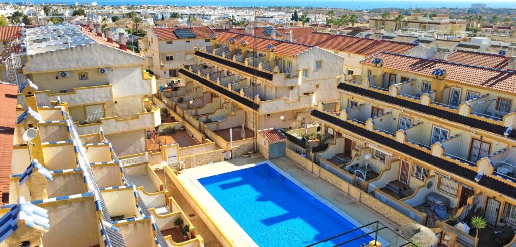 Main image of property: Valencia, Alicante, Los Altos